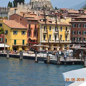 The Swan Manerba del Garda