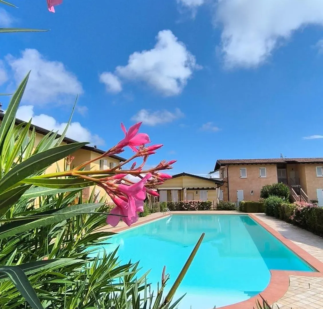 Apartment Dragonfly - Garden And Pool Manerba del Garda