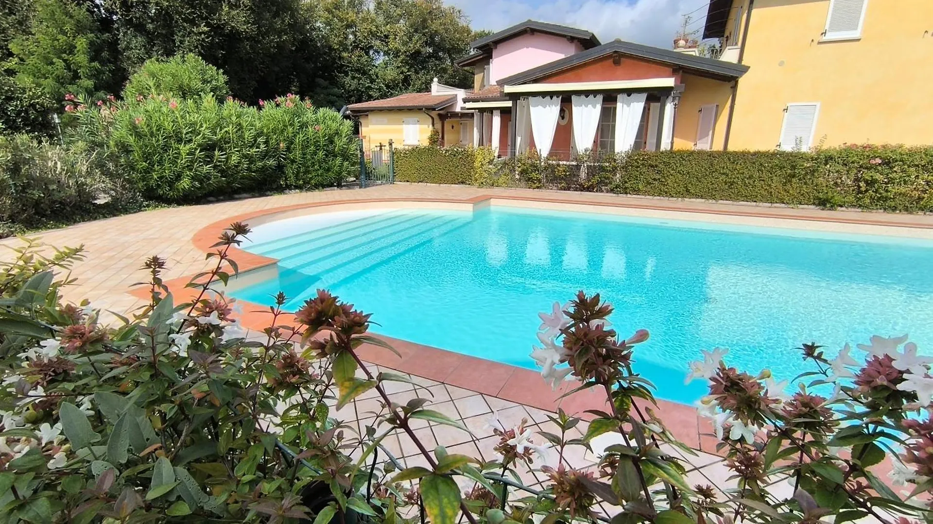 Apartment Dragonfly - Garden And Pool Manerba del Garda 0*,  Italië